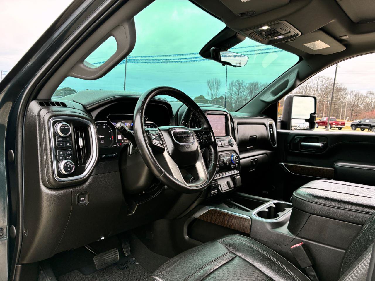 Used 2023 GMC Sierra 2500 Denali w/ Denali Ultimate Package AWD/4WD image 15