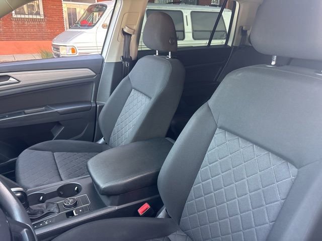 Used 2018 Volkswagen Atlas Launch Edition image 15