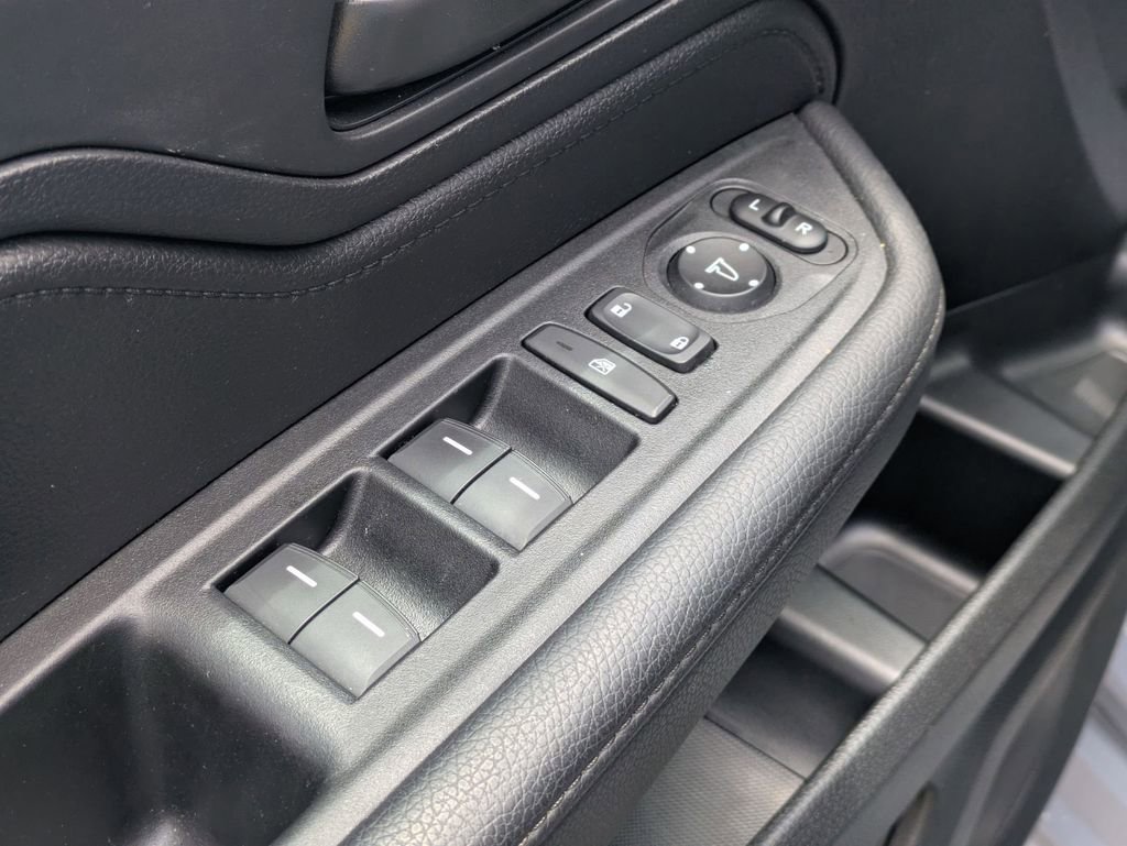 Used 2025 Honda Odyssey Sport-L image 13