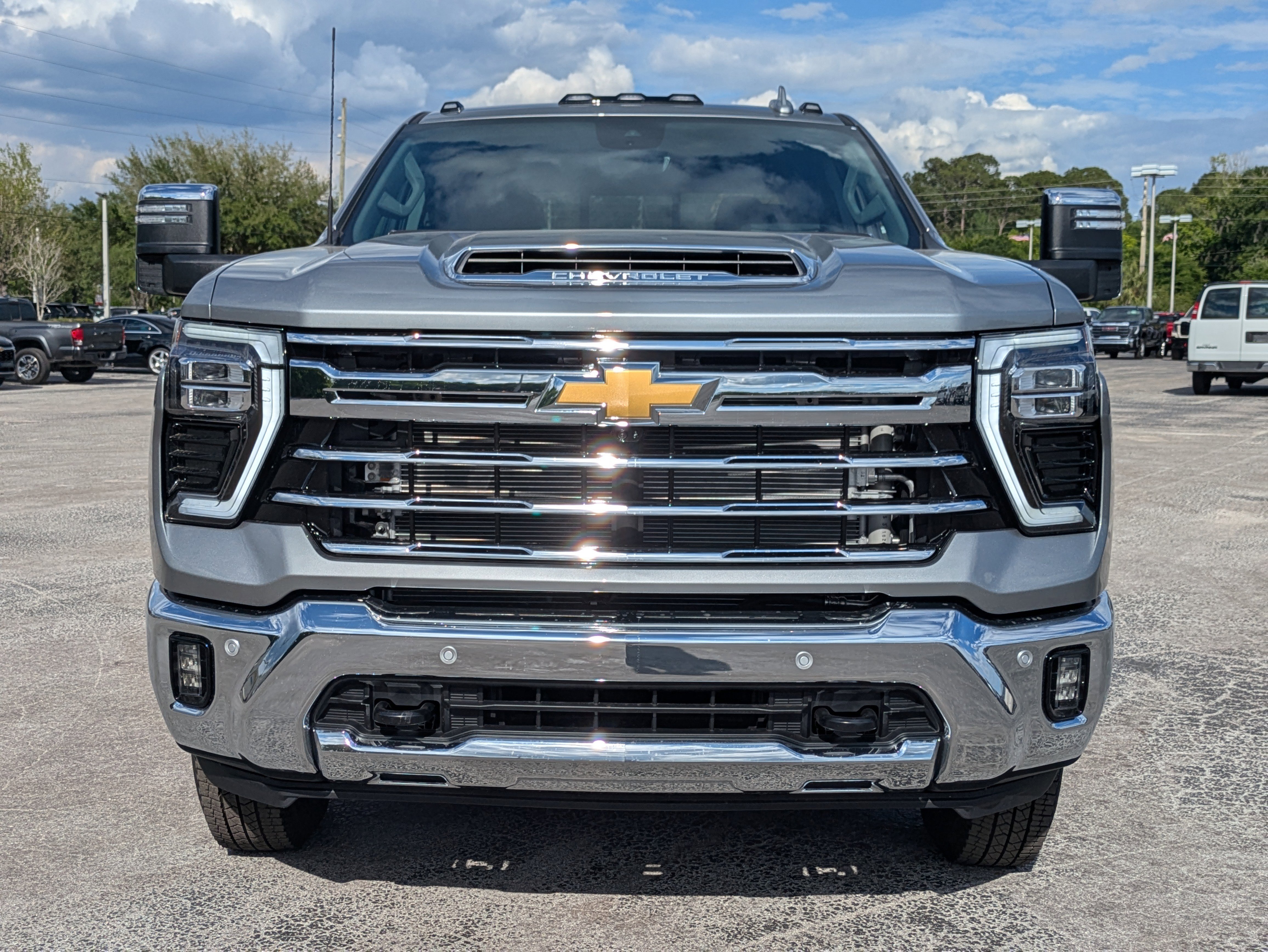 New 2026 Chevrolet Silverado 3500 LTZ w/ LTZ Convenience Package AWD/4WD image 10