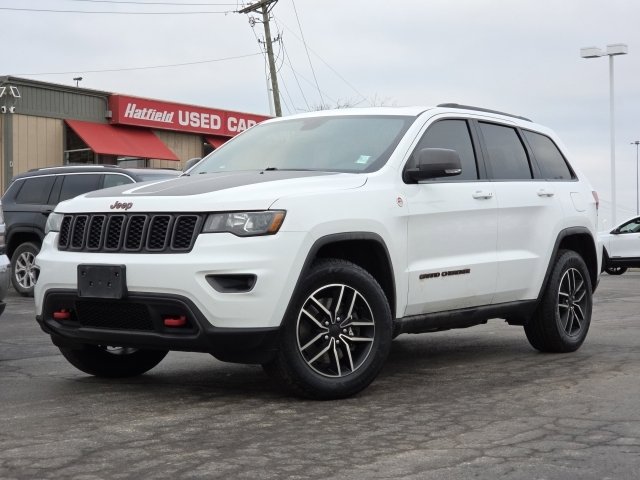 Used 2021 Jeep Grand Cherokee Trailhawk image 2