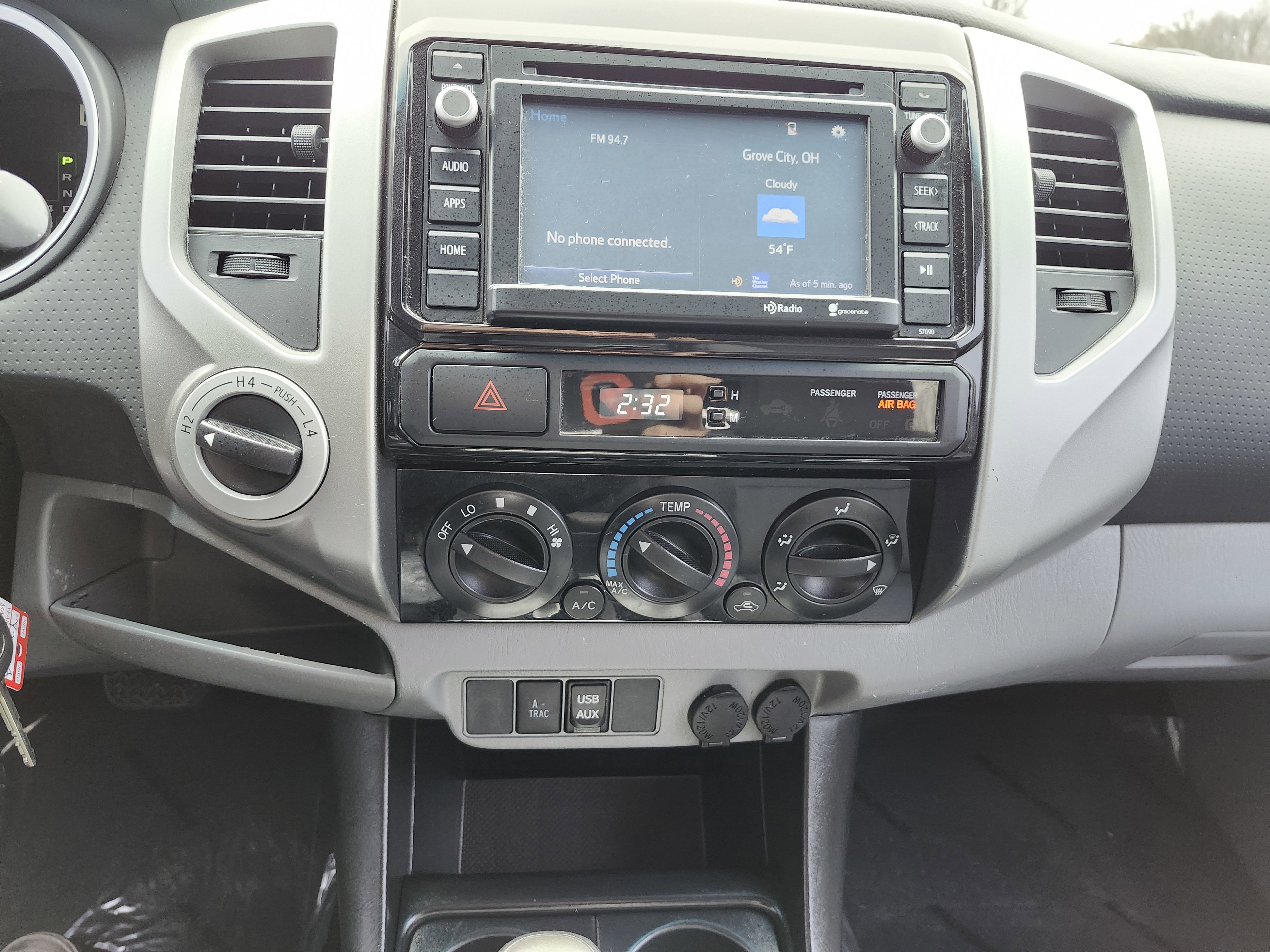 Used 2014 Toyota Tacoma 4x4 Double Cab w/ TRD Off-Road Package image 28