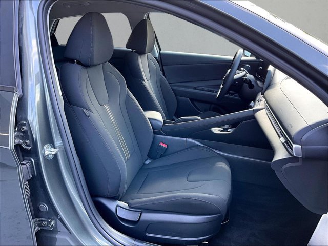 Used 2024 Hyundai Elantra SEL FWD image 7