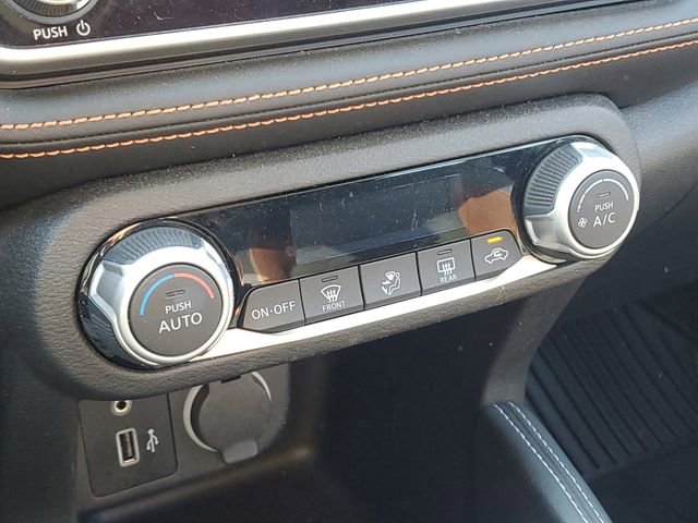 Used 2020 Nissan Kicks SR image 14