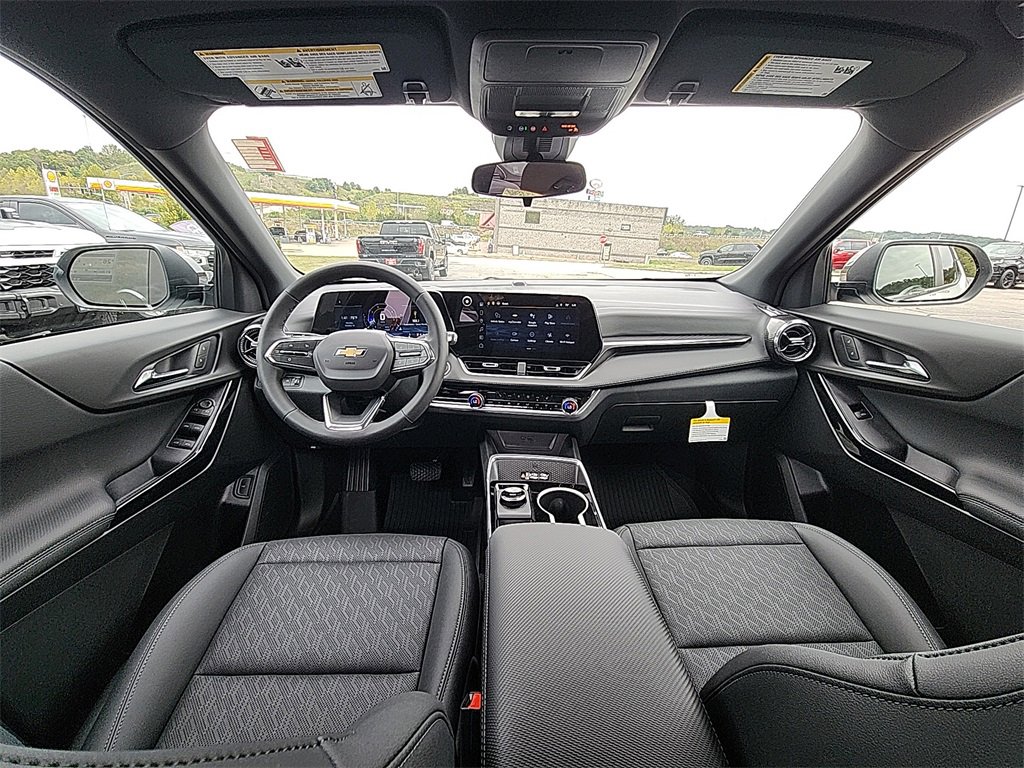 New 2026 Chevrolet Equinox LT w/ Convenience Package II image 29