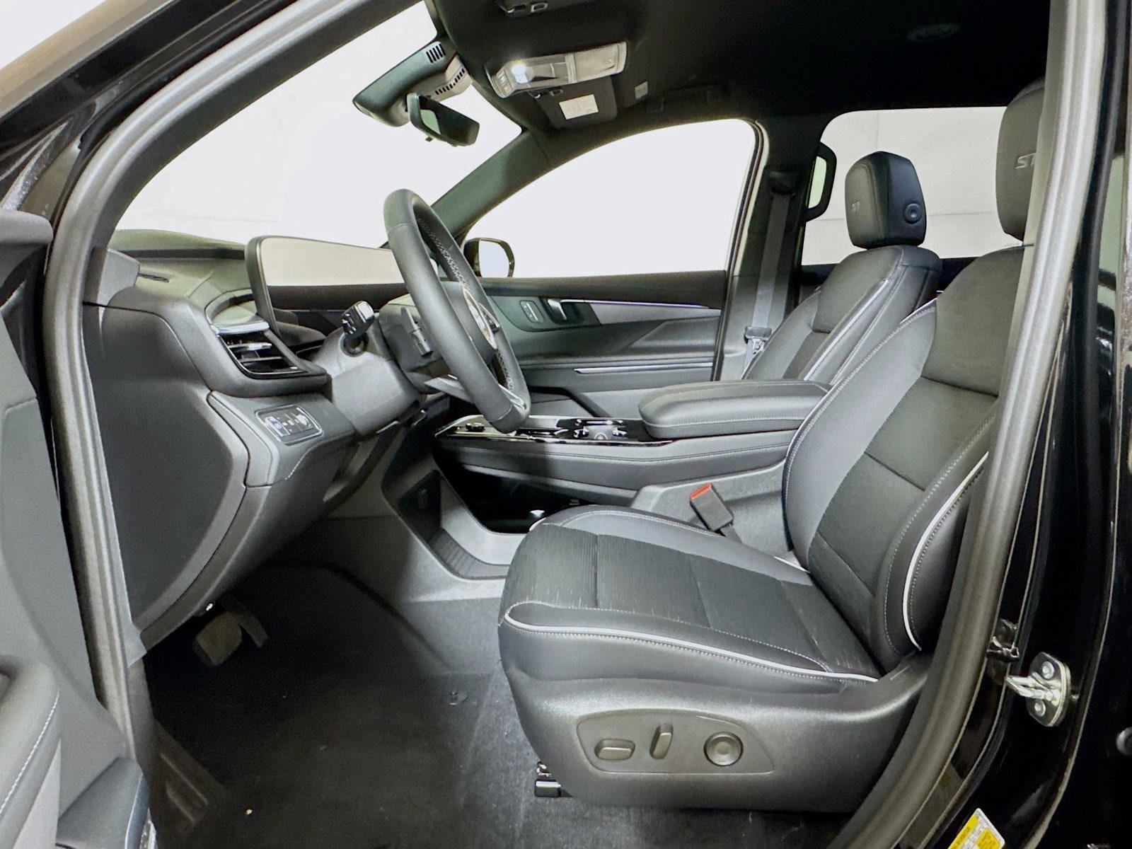 New 2026 Buick Enclave Sport Touring w/ Power Package FWD image 12