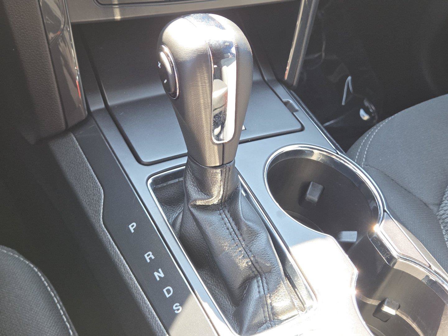 Used 2019 Ford Explorer XLT AWD/4WD image 21