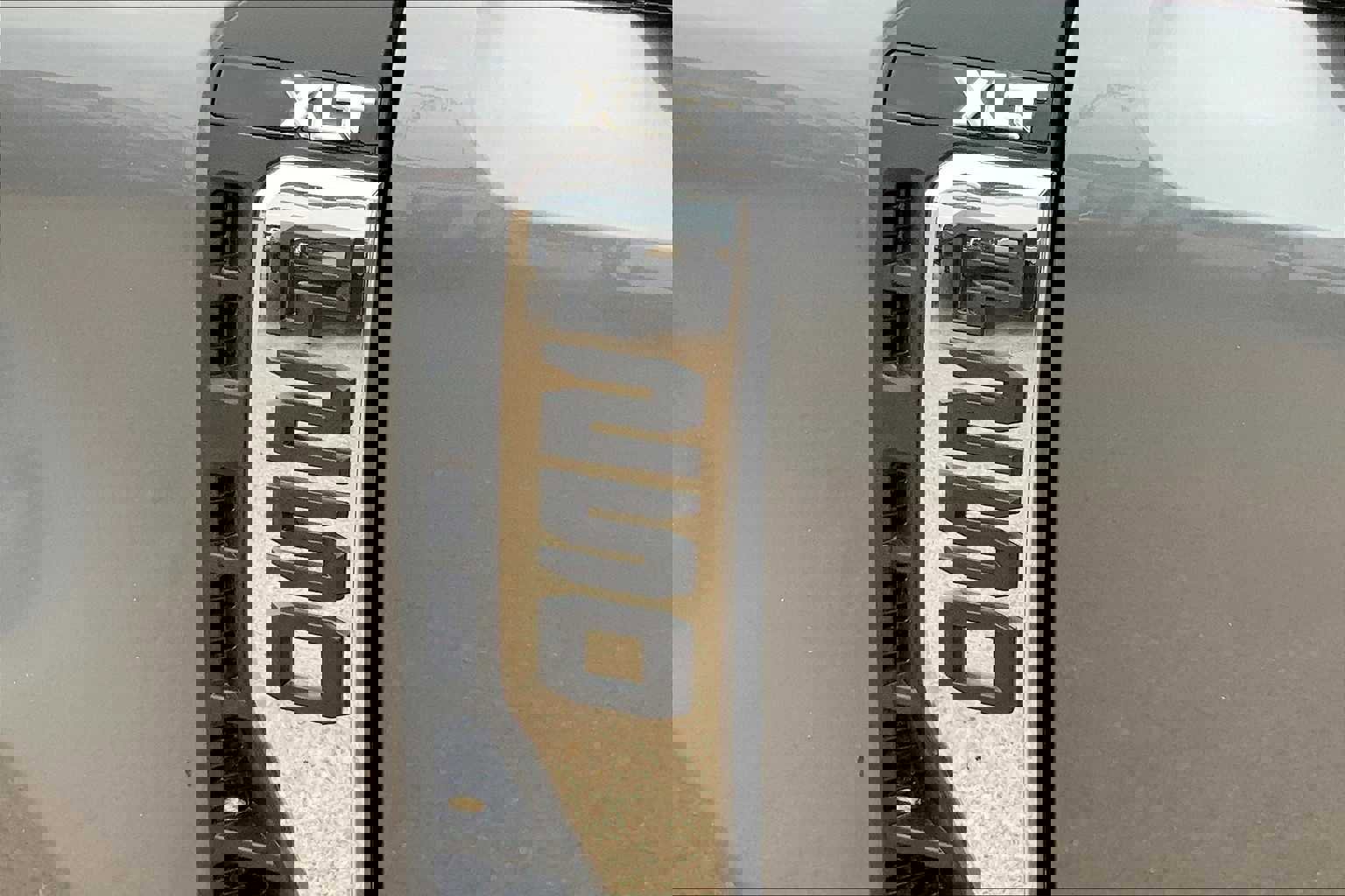 New 2026 Ford F250 XLT w/ FX4 Off-Road Package image 15