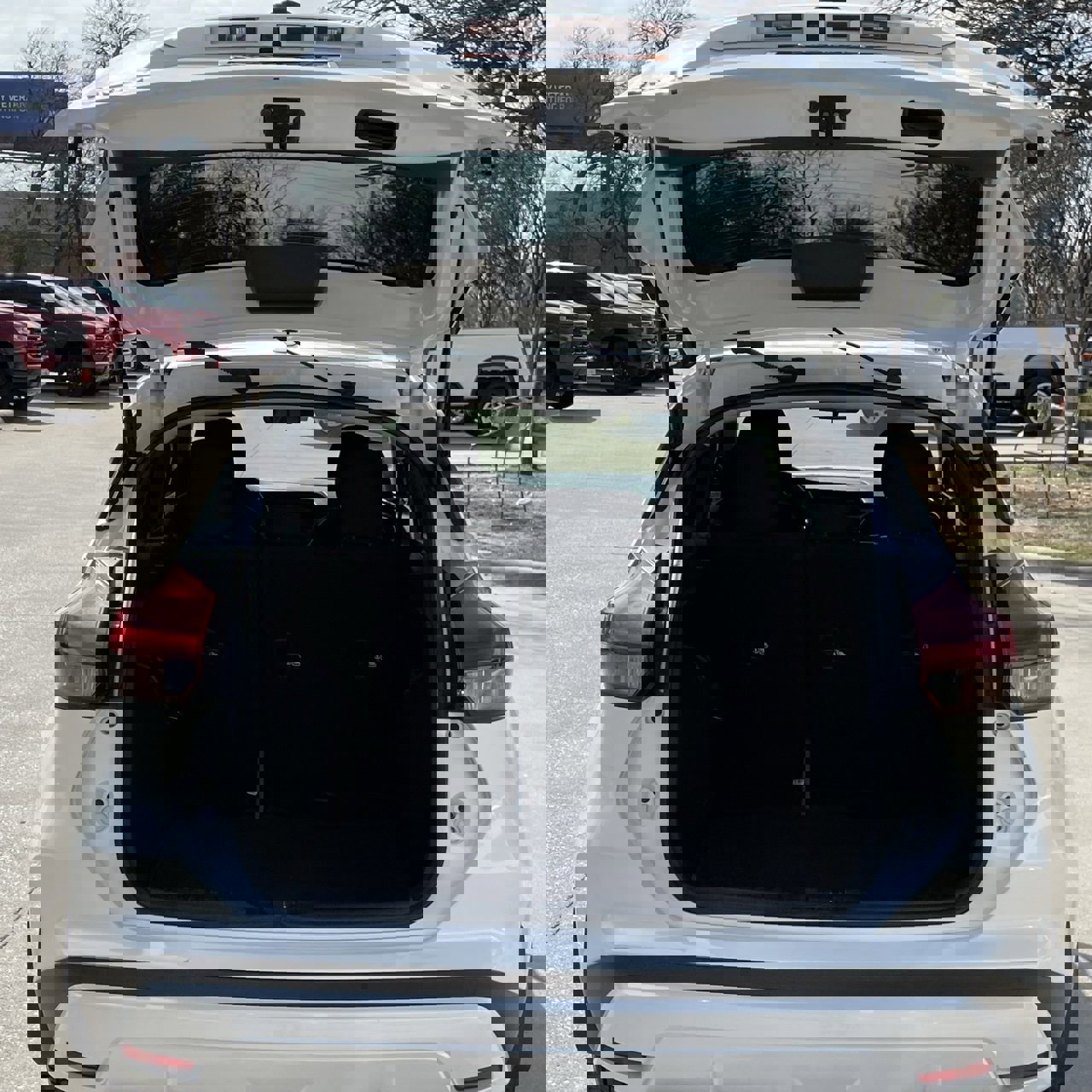 Used 2023 Nissan Kicks SV image 26