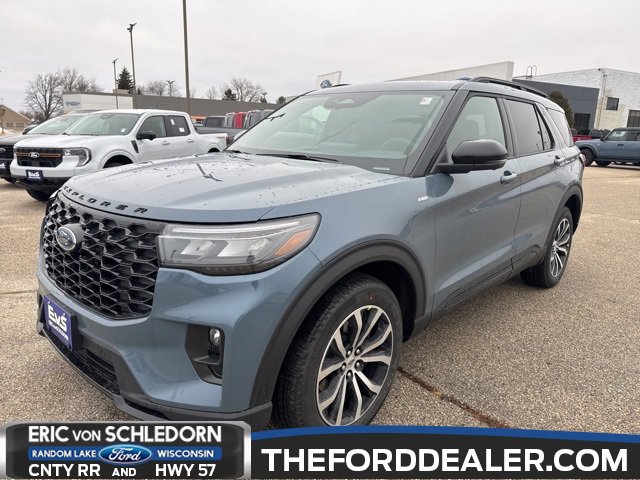 New 2026 Ford Explorer ST-Line