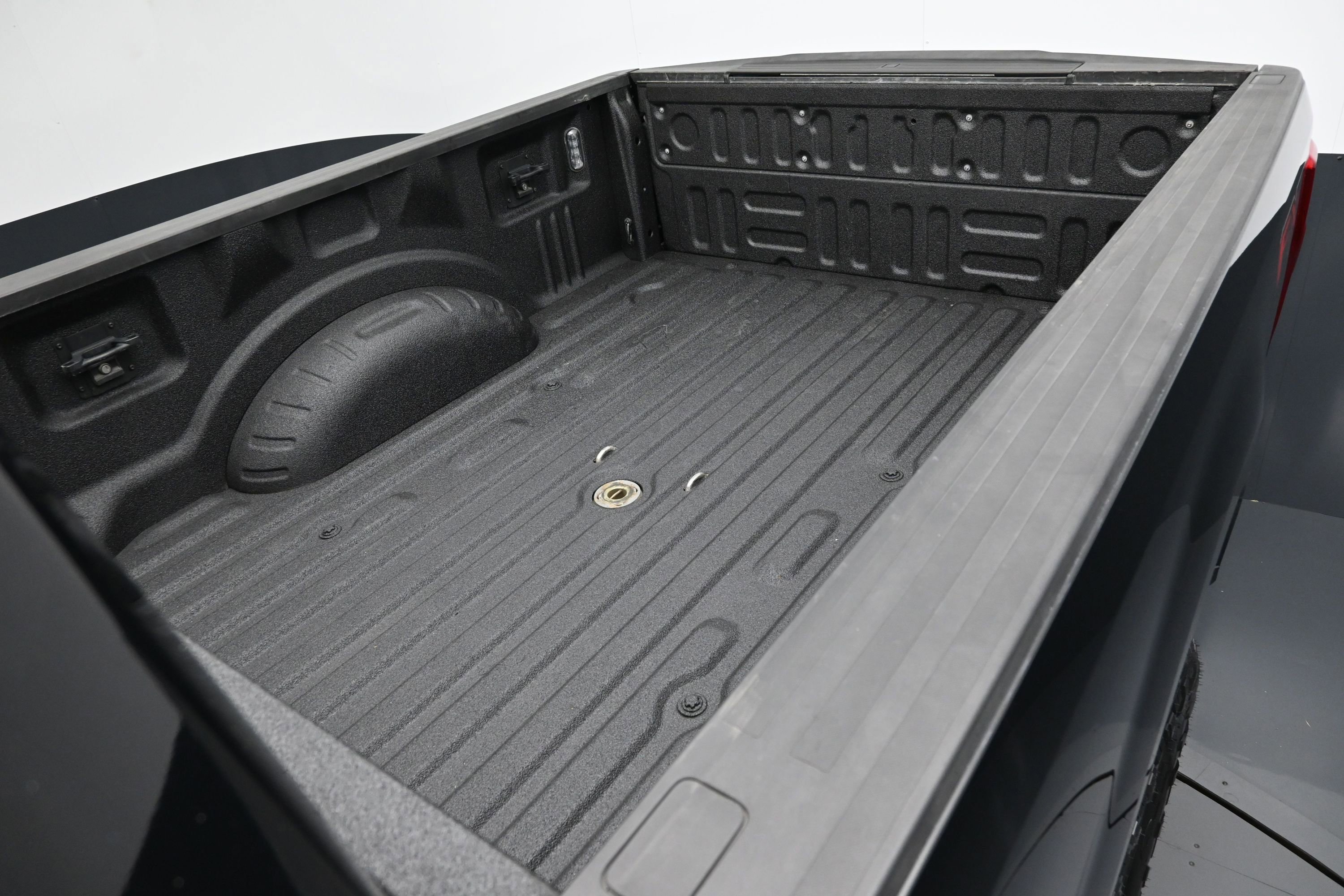 Used 2018 Ford F250 Platinum w/ Platinum Ultimate Package AWD/4WD image 43
