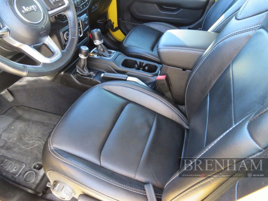 Used 2019 Jeep Wrangler Unlimited Sahara image 14