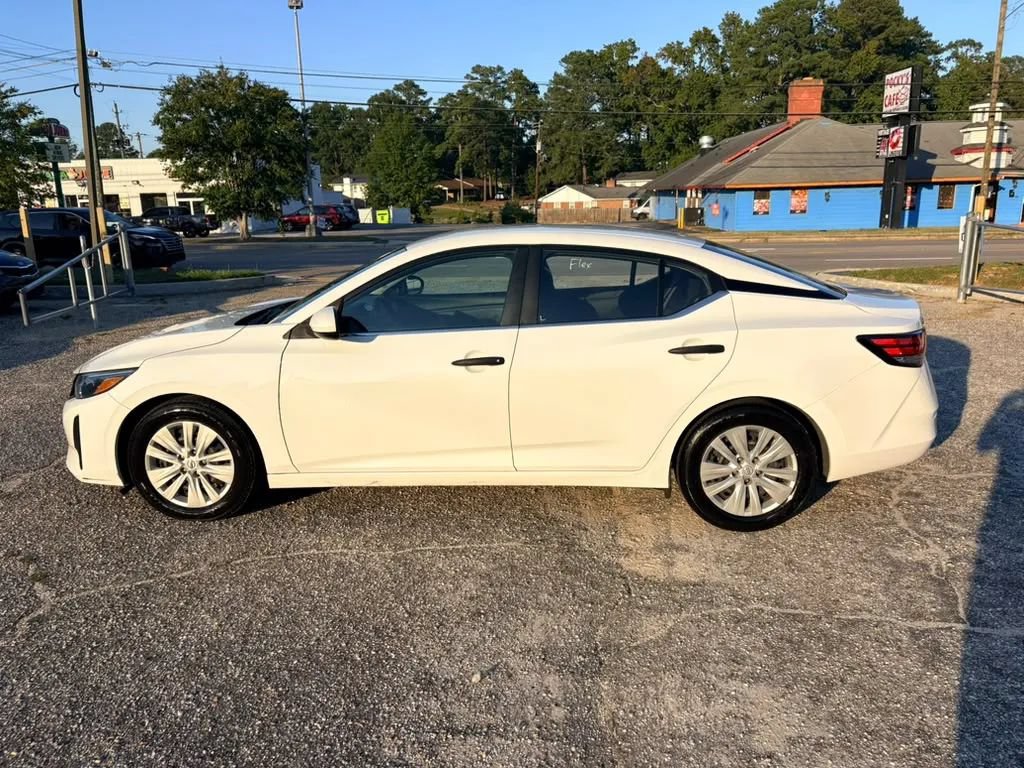 Used 2024 Nissan Sentra S FWD image 8