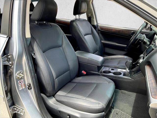 Used 2017 Subaru Outback 3.6R Limited AWD/4WD image 9