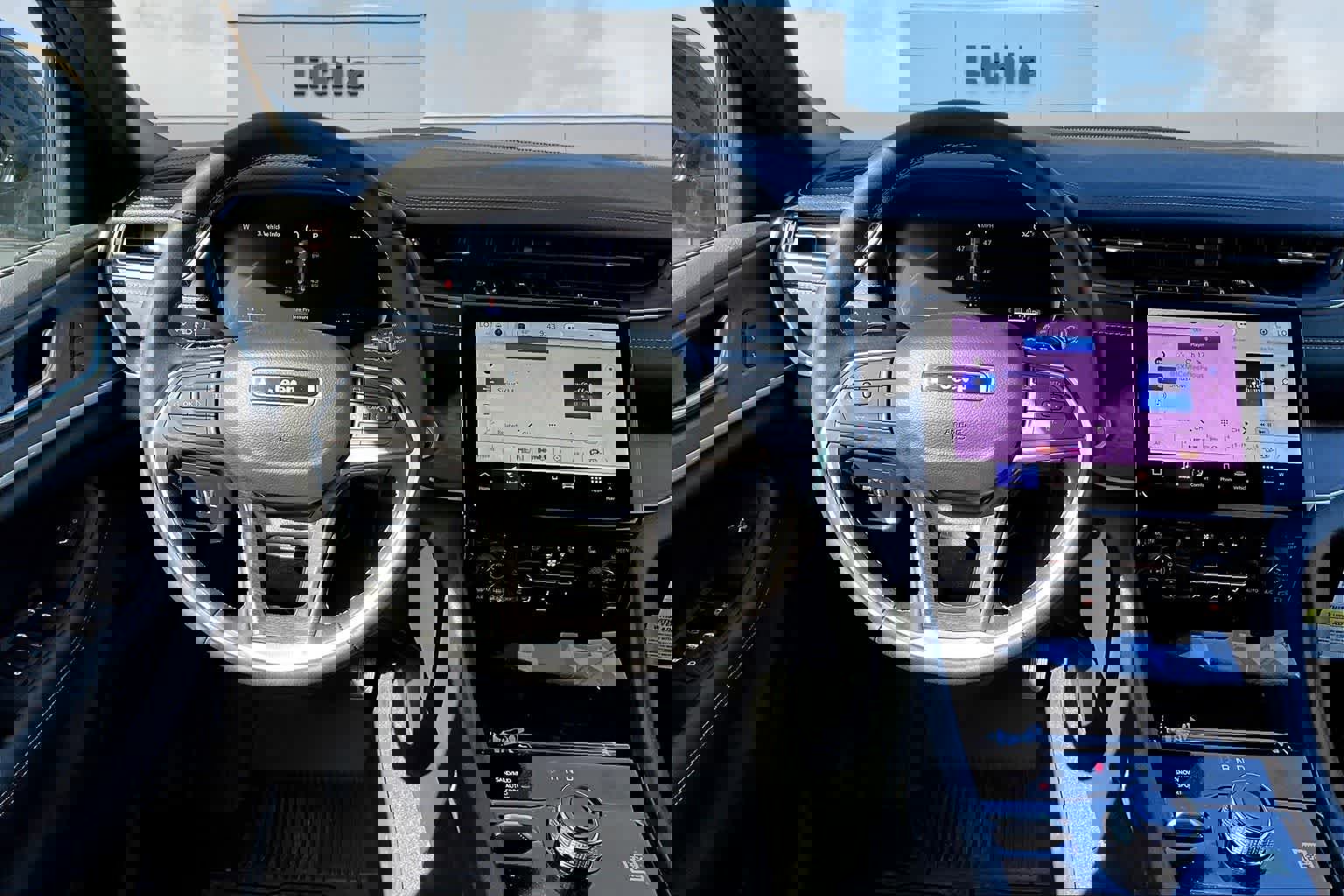 New 2025 Jeep Grand Cherokee Limited w/ Luxury Tech Group II image 15