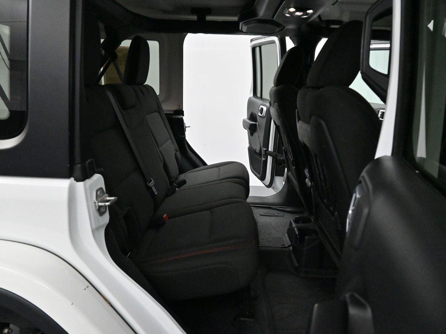 Used 2021 Jeep Wrangler Unlimited Rubicon image 32