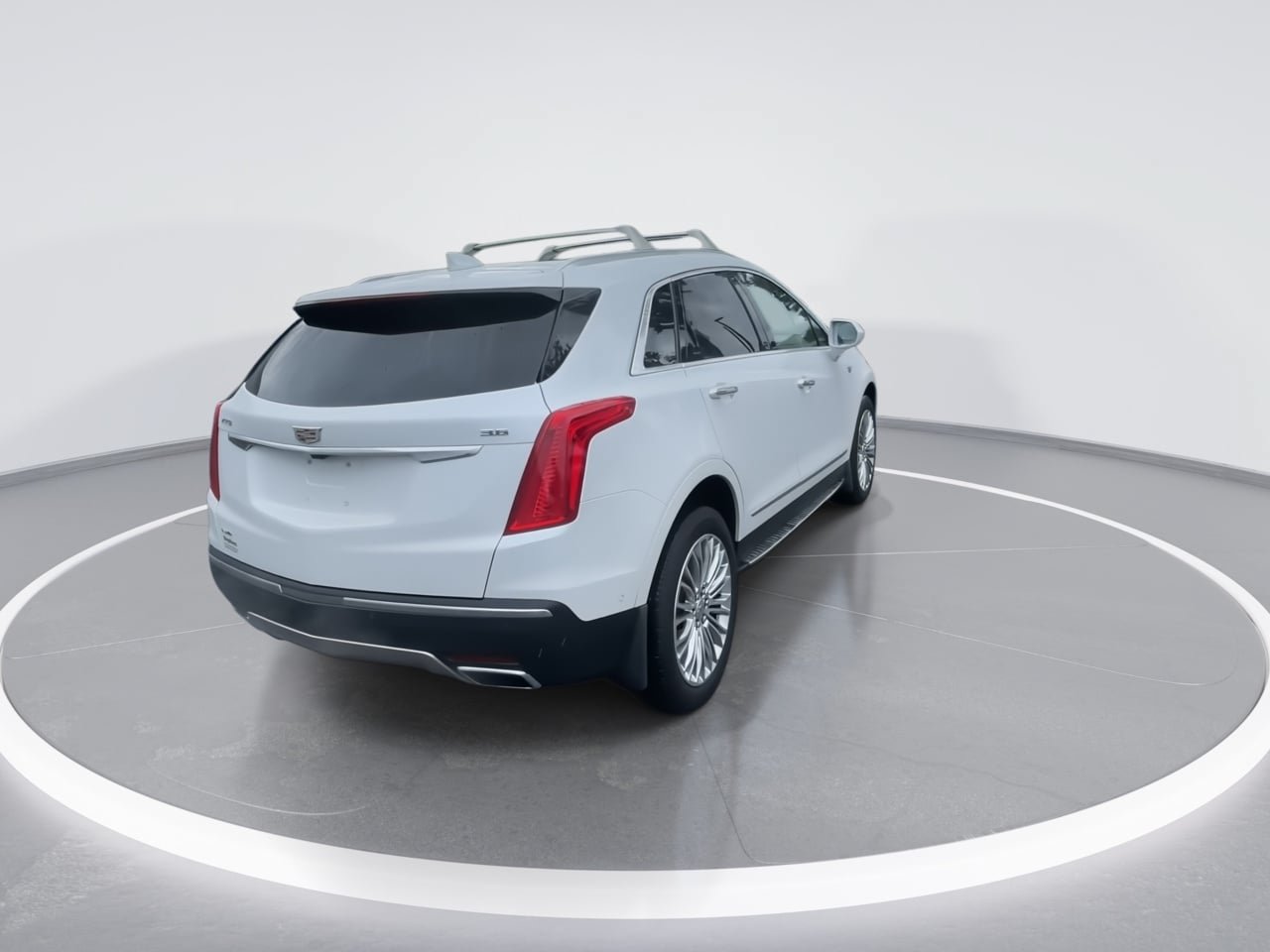 Used 2019 Cadillac XT5 Platinum AWD/4WD image 18