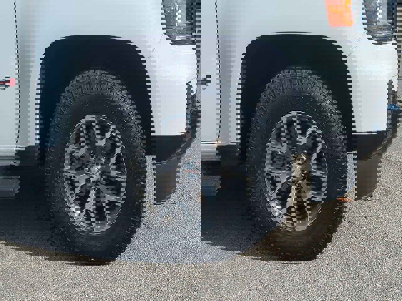 Used 2022 GMC Canyon AT4 w/ Trailering Package image 10