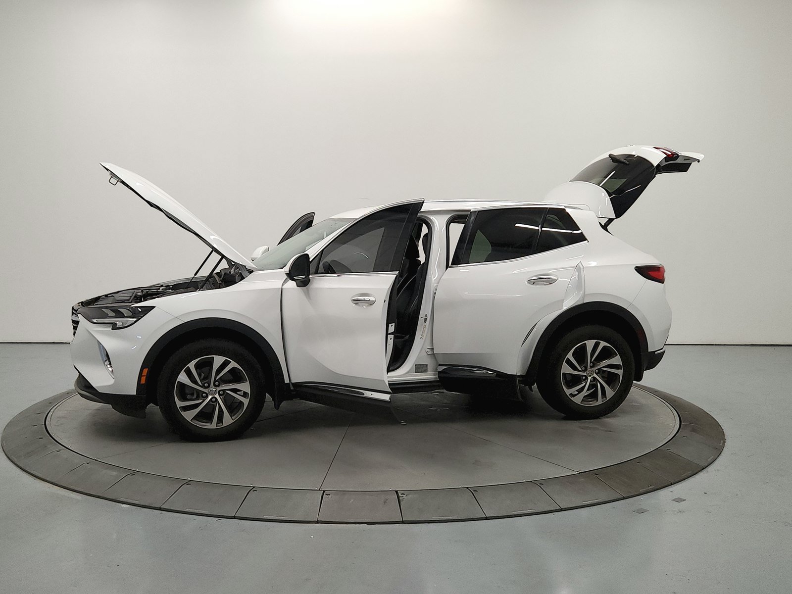 Used 2023 Buick Envision Essence FWD image 13