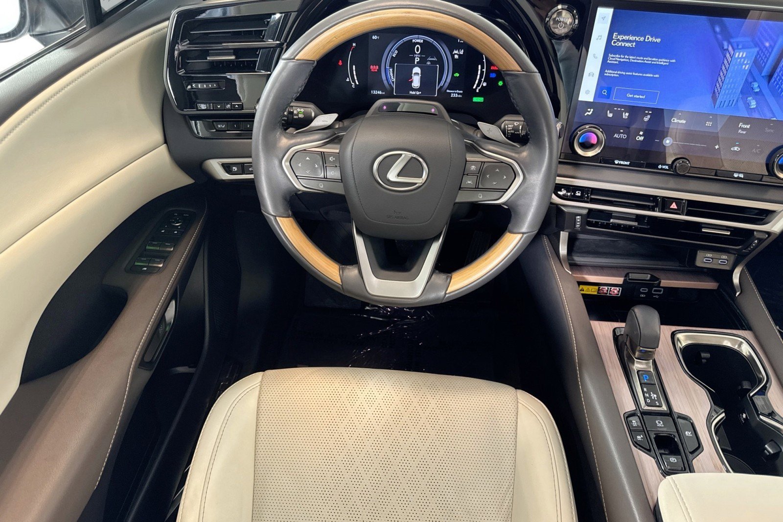 Used 2024 Lexus RX 350 w/ Convenience Package AWD/4WD image 21