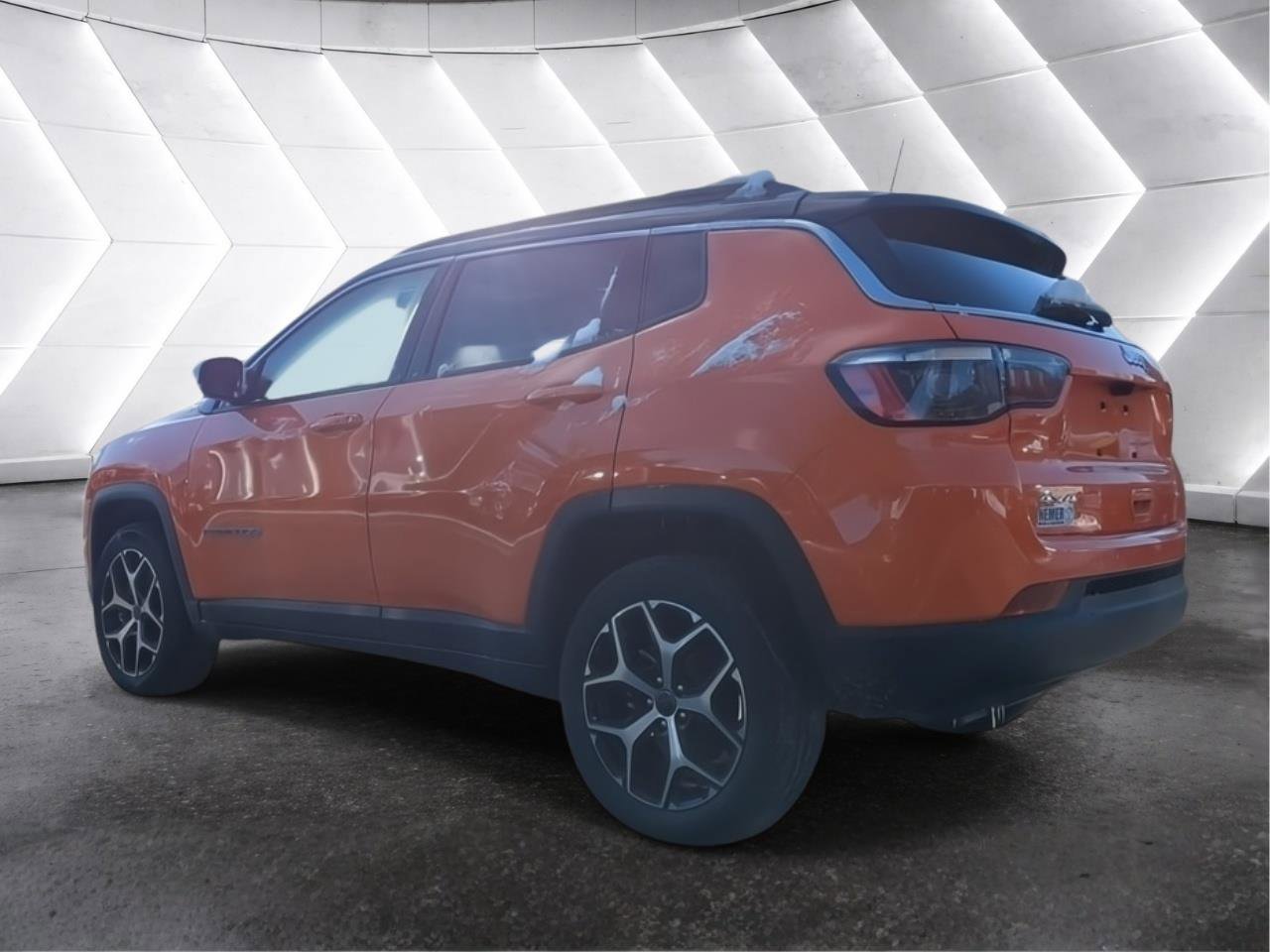 New 2026 Jeep Compass Limited w/ Sun, Sound & Navigation Group AWD/4WD video 3