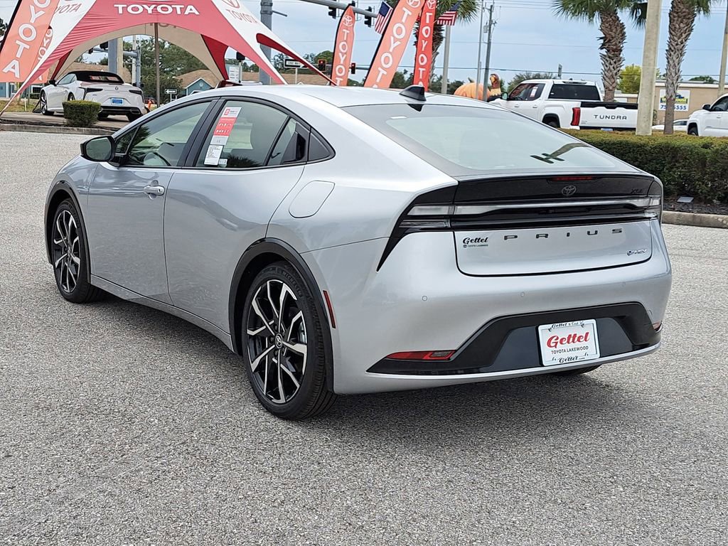 New 2026 Toyota Prius XSE image 4