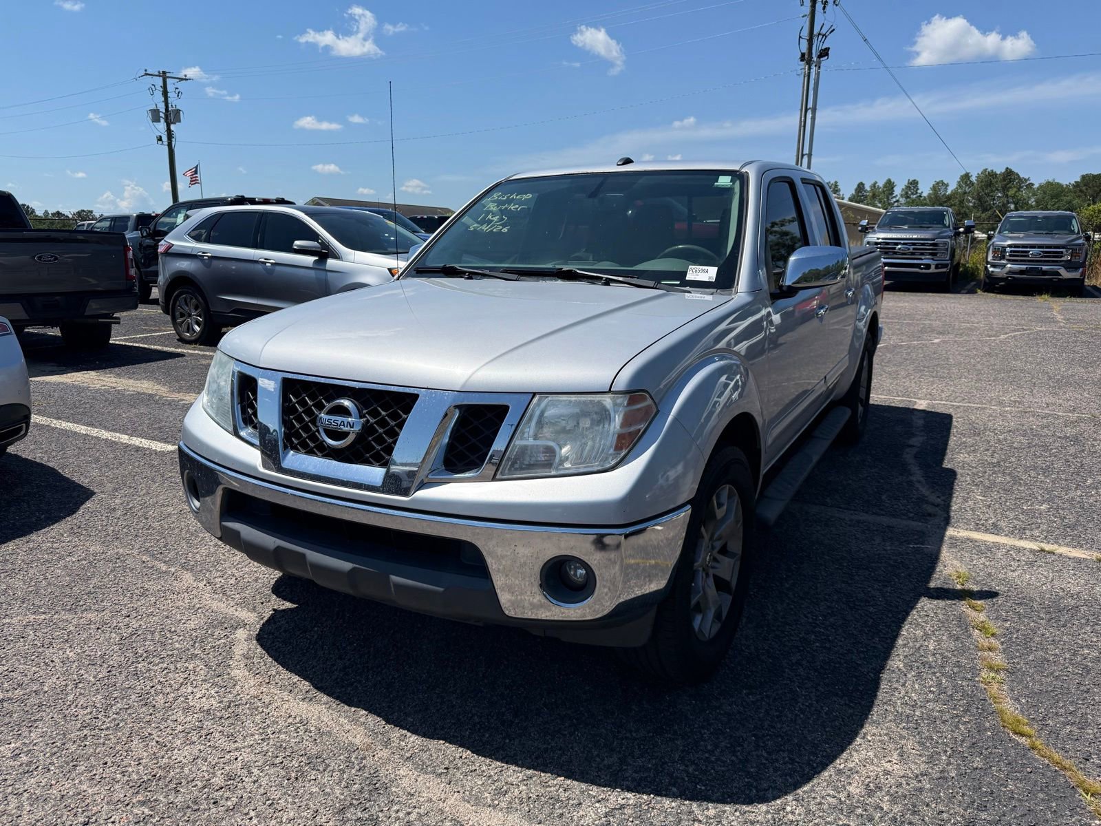 Used 2013 Nissan Frontier SV w/ SV Value Truck Pkg RWD image 3