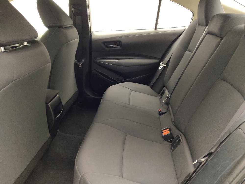 Used 2022 Toyota Corolla LE FWD image 18