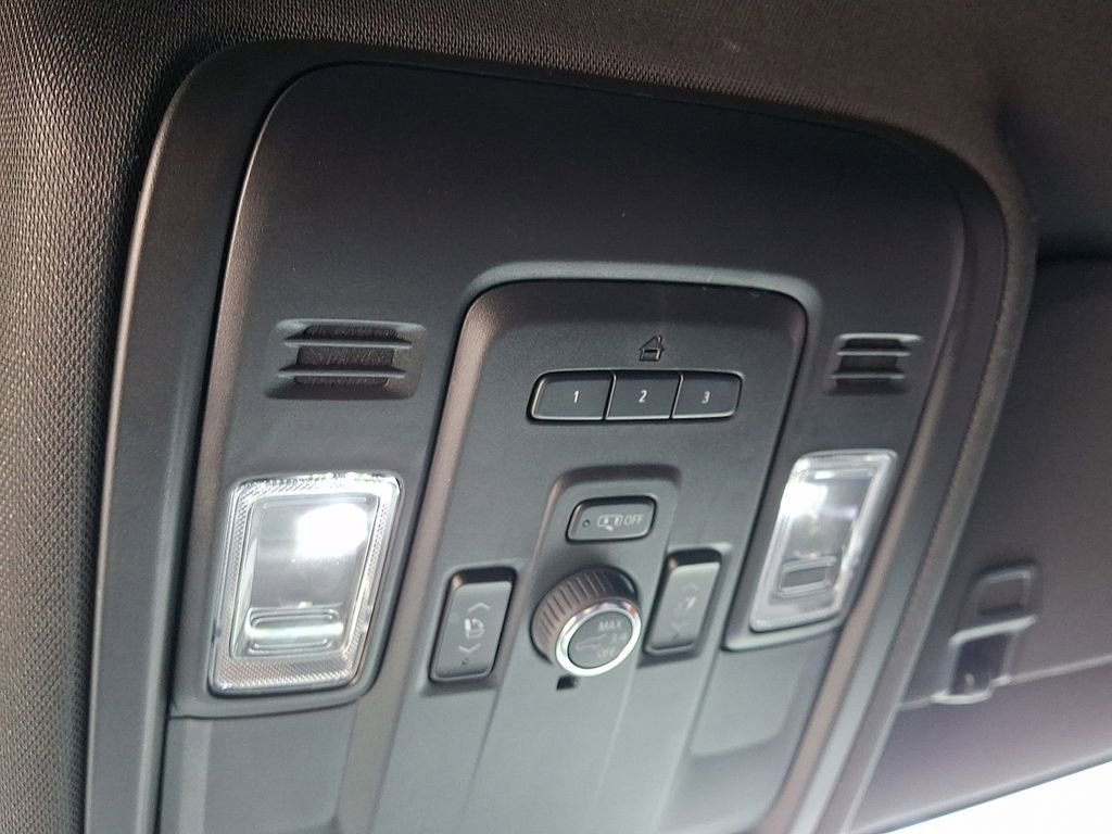 Used 2024 Chevrolet Tahoe RST w/ RST Performance Edition image 23