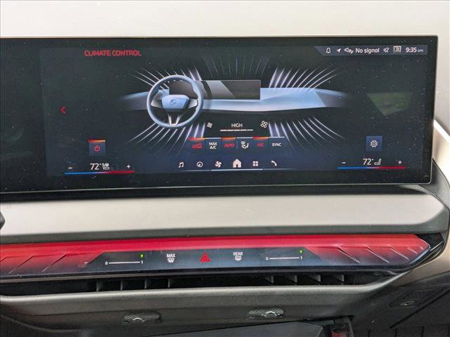 Used 2025 BMW X3 xDrive30i w/ Premium Package image 14