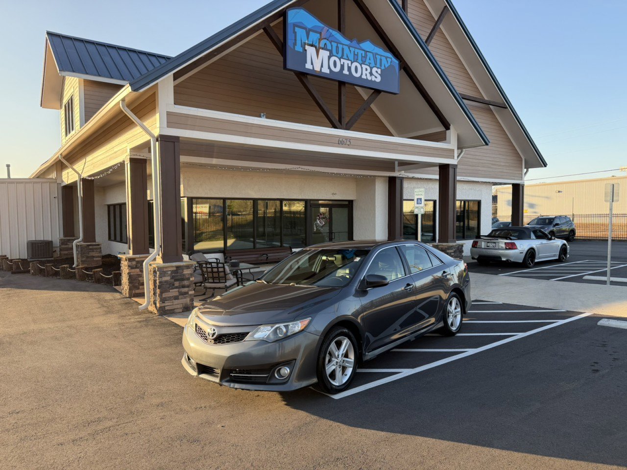 Used 2013 Toyota Camry SE