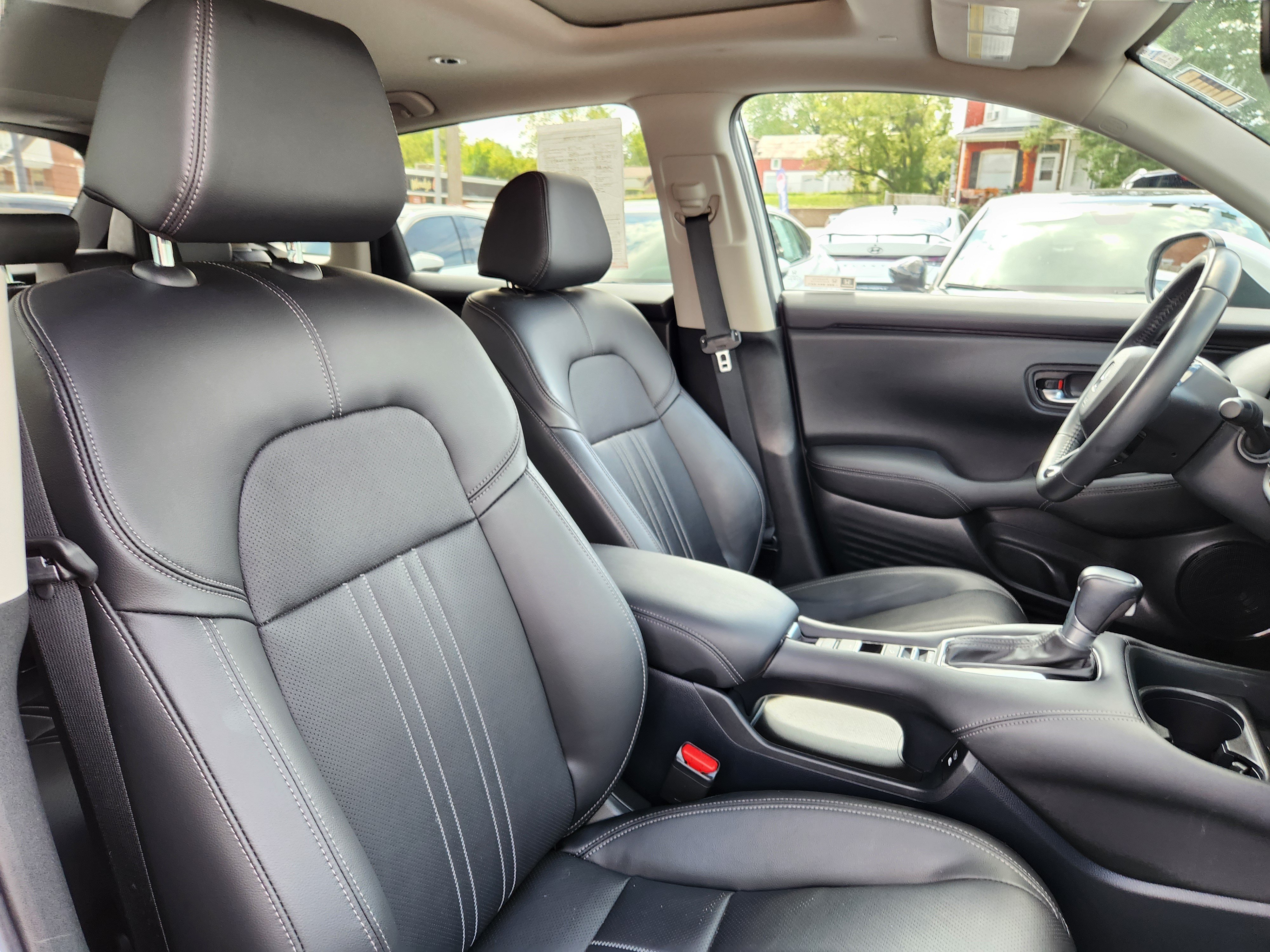 Certified 2024 Honda HR-V EX-L image 16