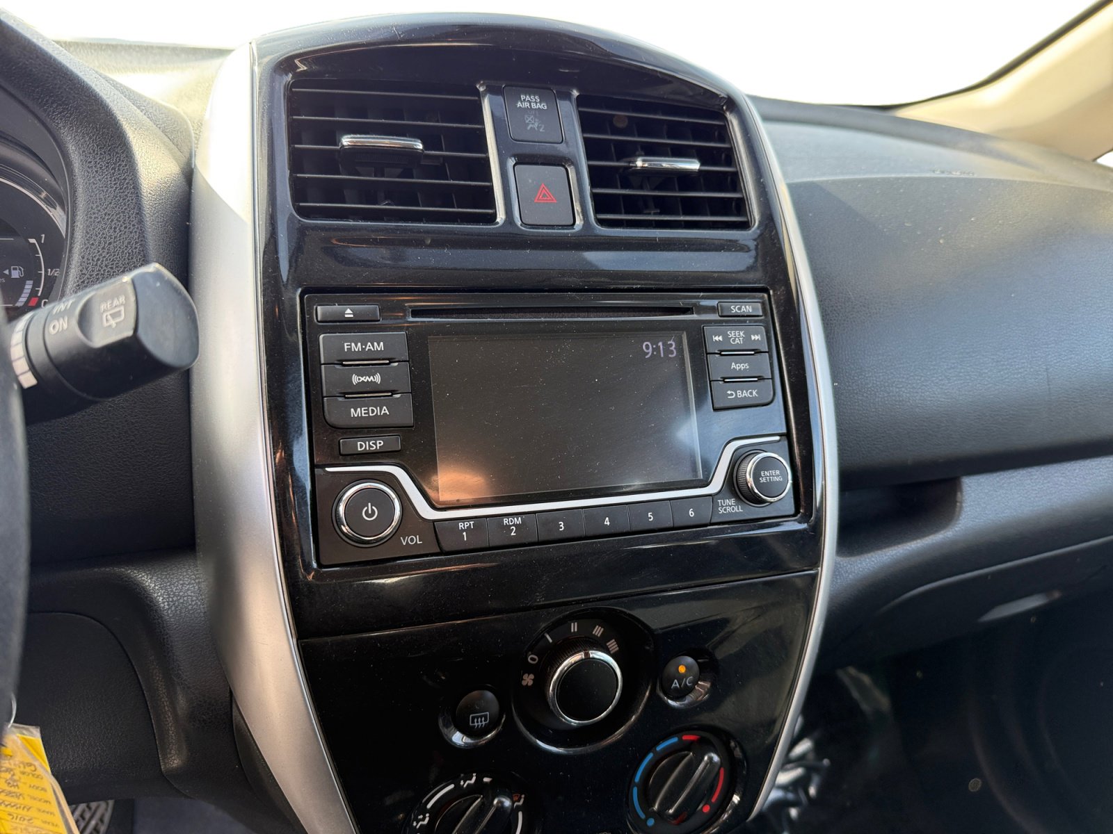 Used 2016 Nissan Versa Note SV w/ SV Appearance Package FWD image 12