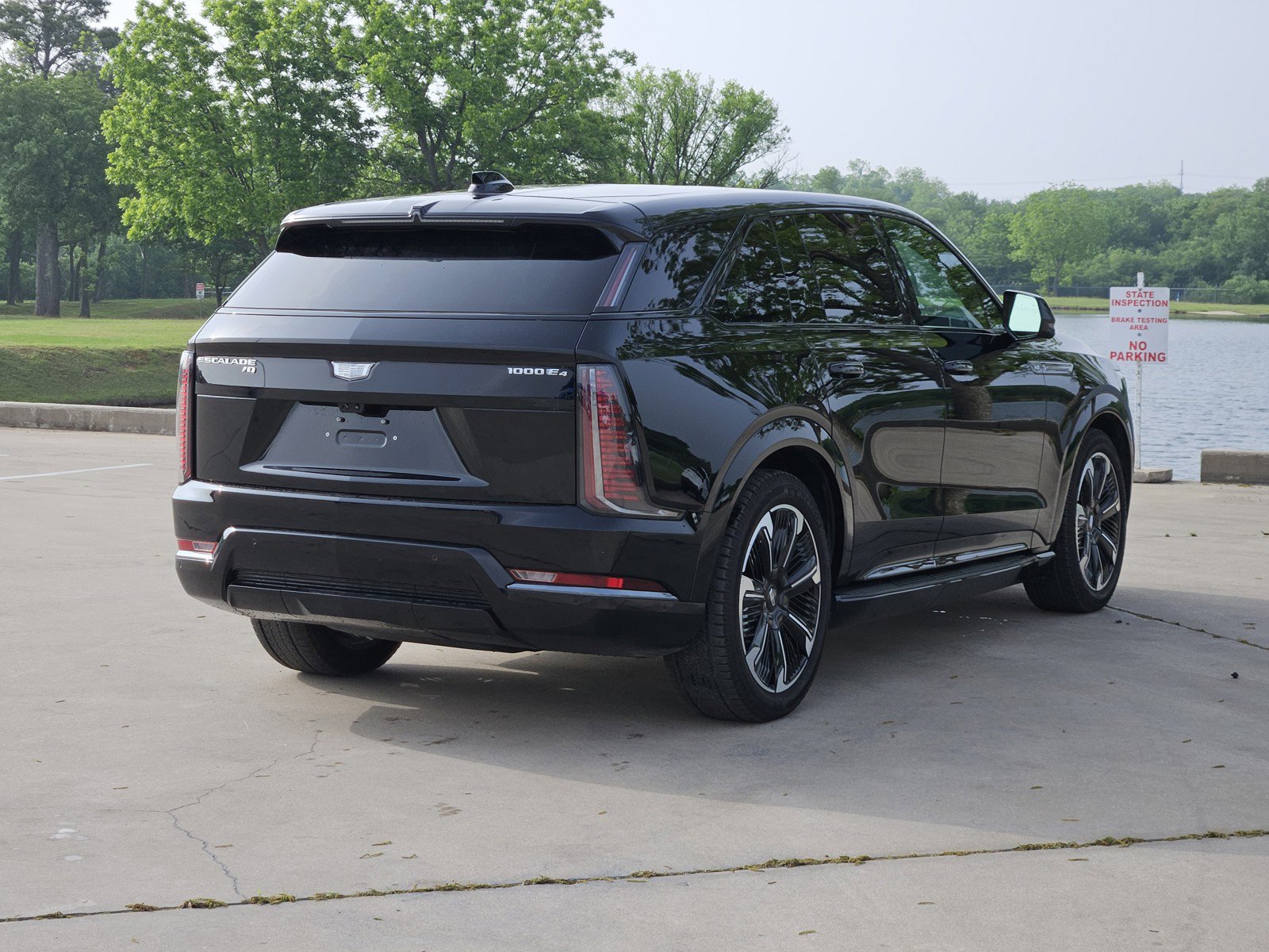 New 2025 Cadillac Escalade IQ Sport 2 AWD/4WD image 3