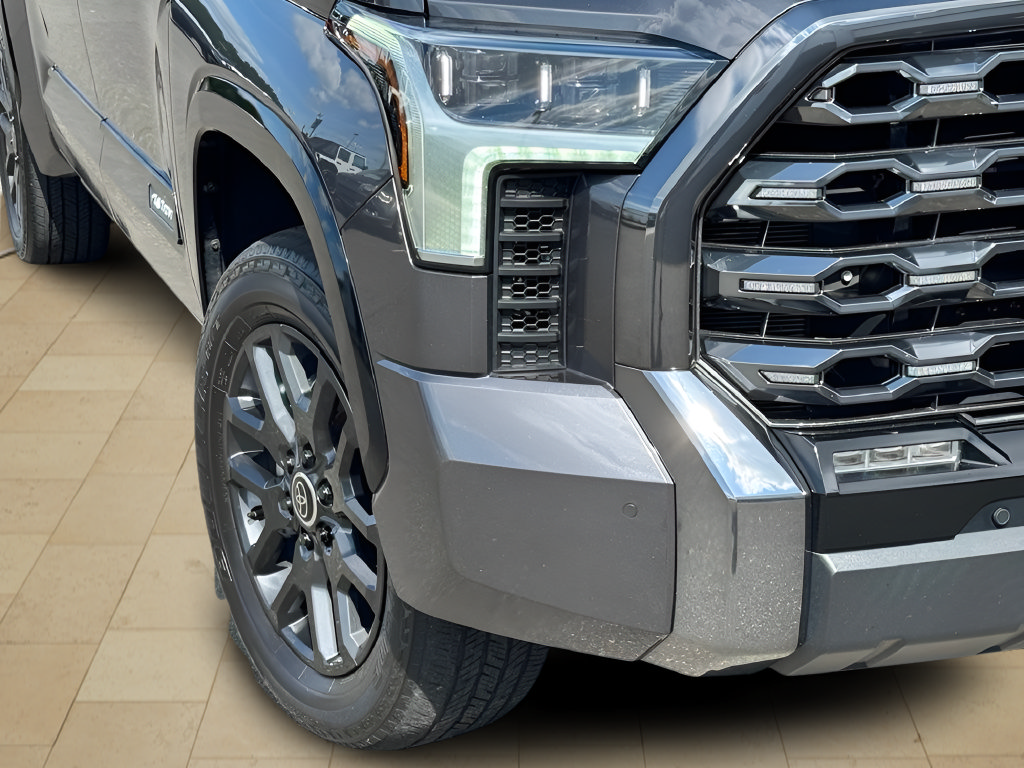 Used 2024 Toyota Tundra Platinum AWD/4WD image 42