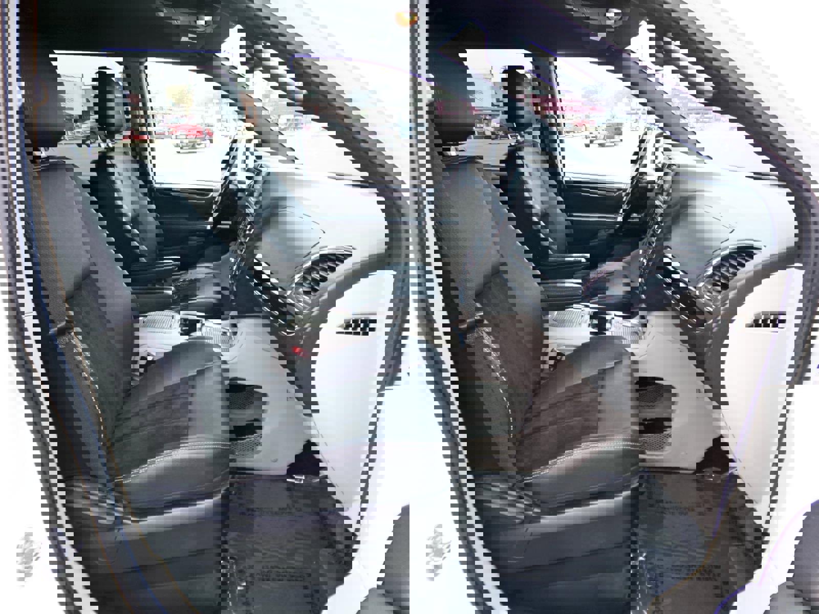 Used 2017 Dodge Grand Caravan SXT image 16