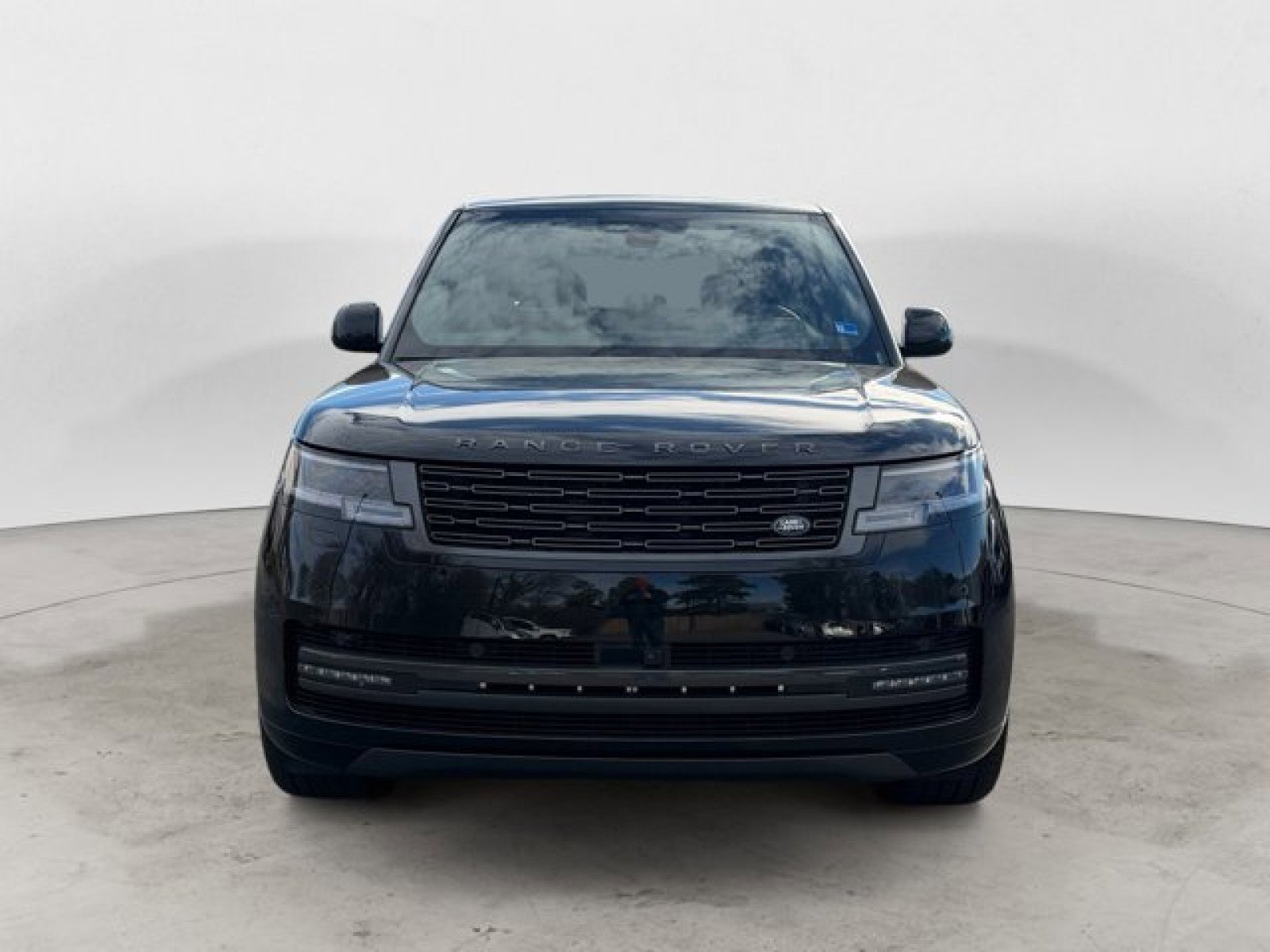 New 2026 Land Rover Range Rover SE image 8