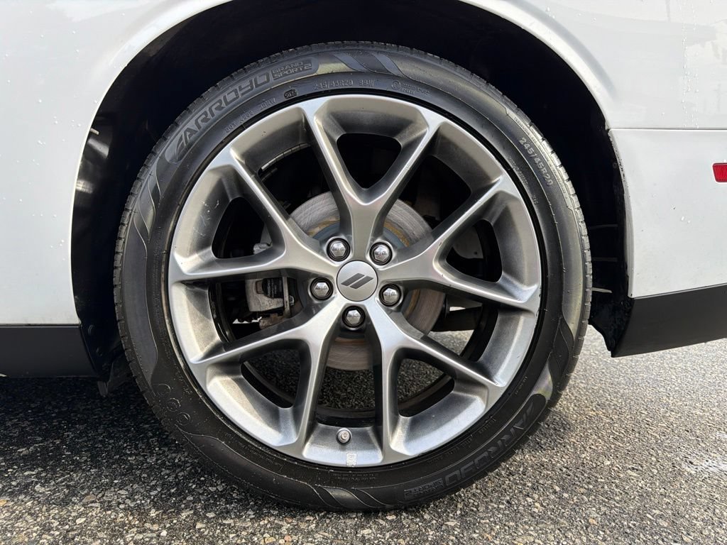 Used 2022 Dodge Challenger GT RWD image 6