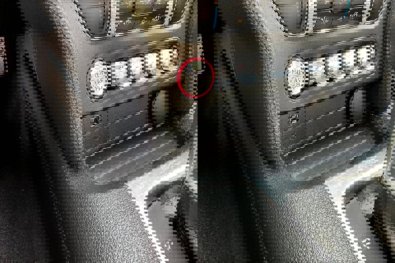 Used 2020 Ford Mustang Coupe w/ Equipment Group 101A image 32