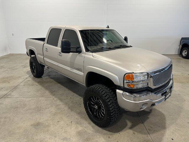 Used 2007 GMC Sierra 2500 SLT w/ Heavy-Duty Power Package AWD/4WD image 6
