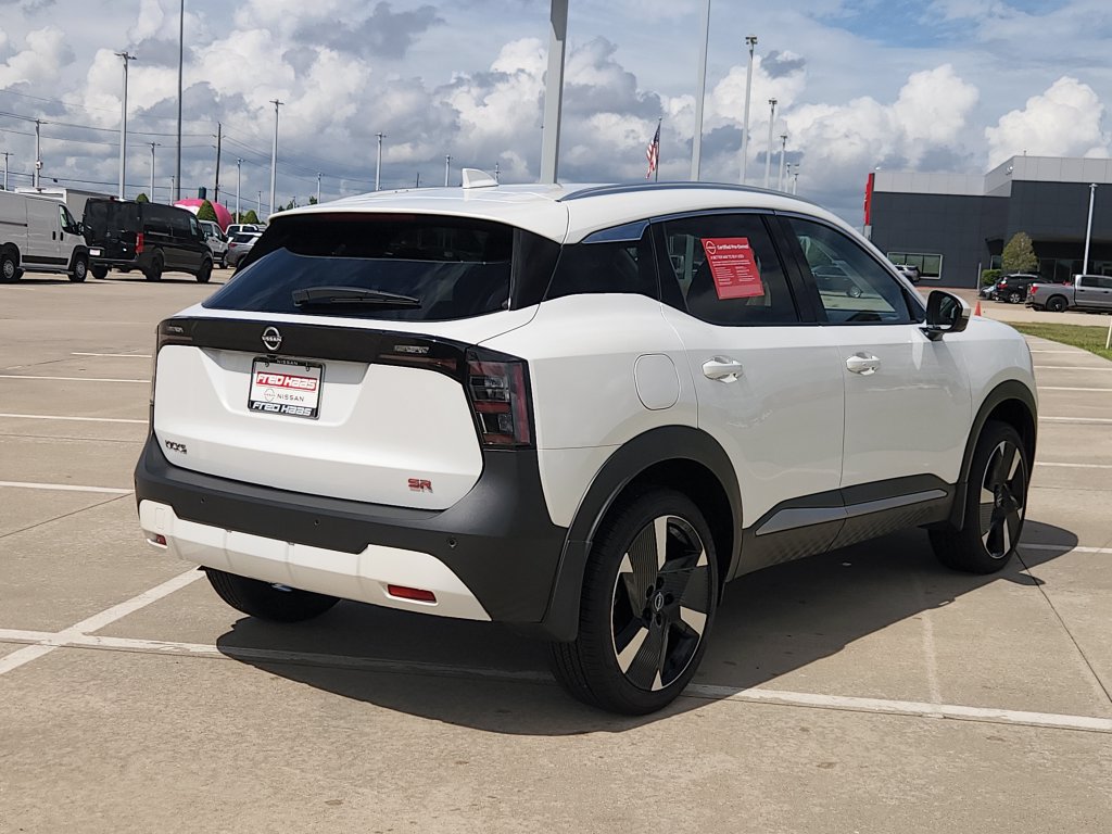 Certified 2025 Nissan Kicks SR FWD image 5