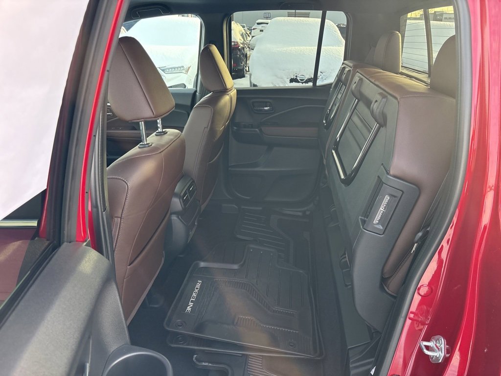 Used 2025 Honda Ridgeline RTL image 12