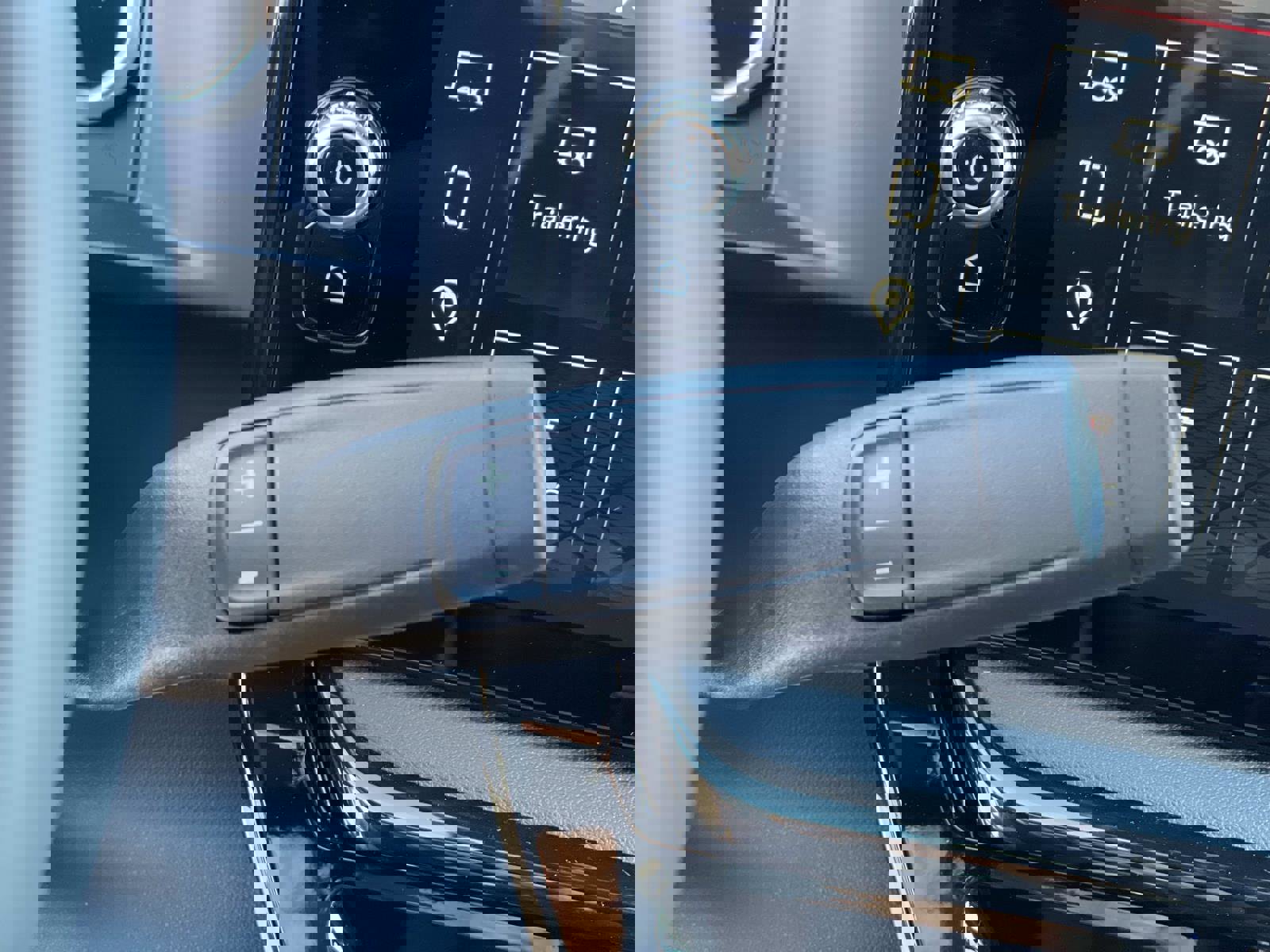 New 2026 GMC Sierra 3500 AT4 w/ AT4 Premium Plus Package image 18