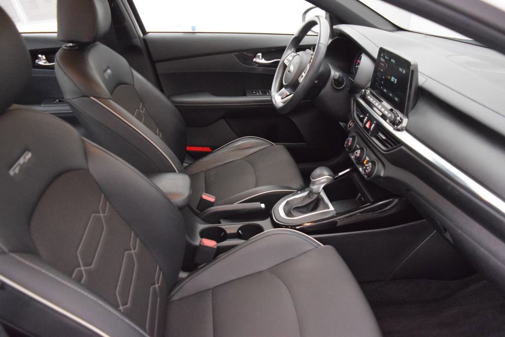 Used 2021 Kia Forte GT-Line image 16