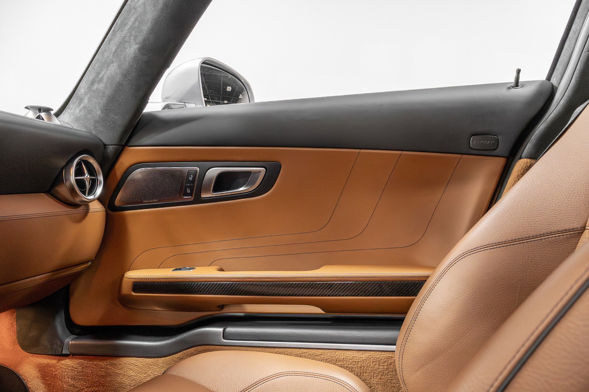 Used 2012 Mercedes-Benz SLS AMG Coupe image 62