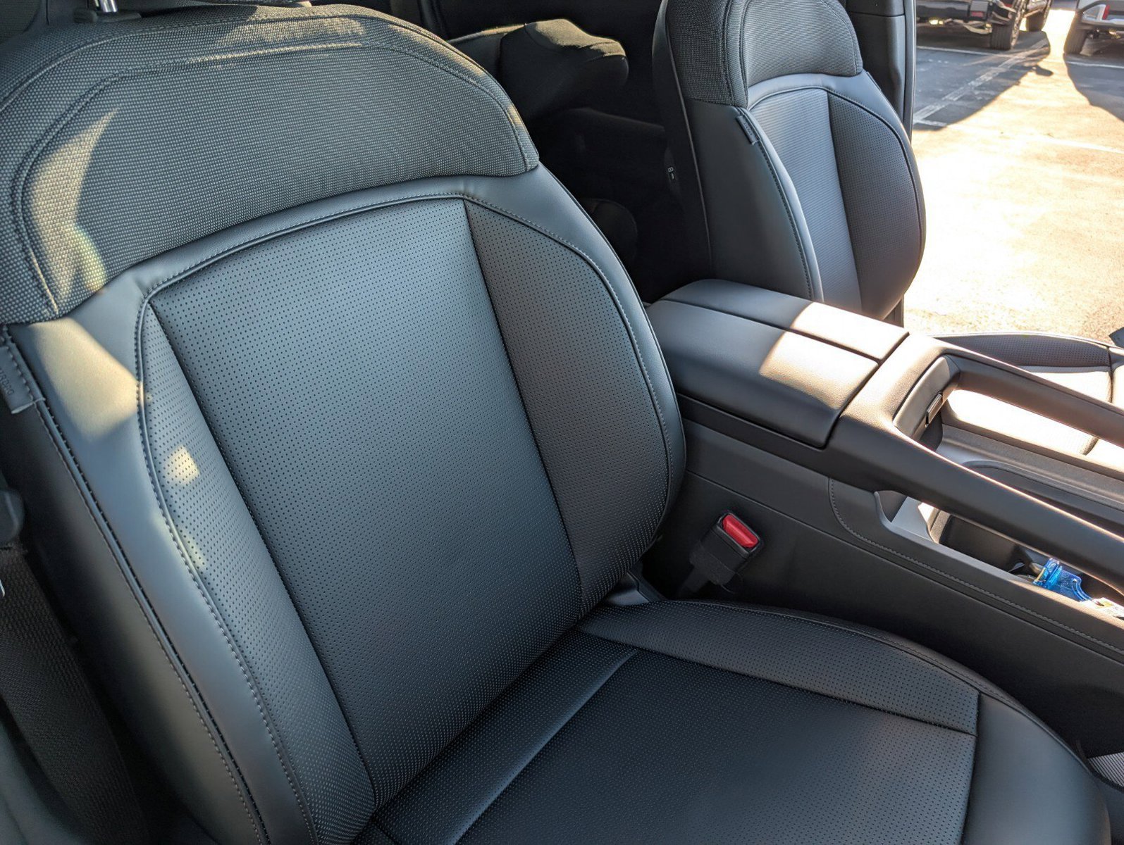 New 2027 Kia Telluride S FWD image 30