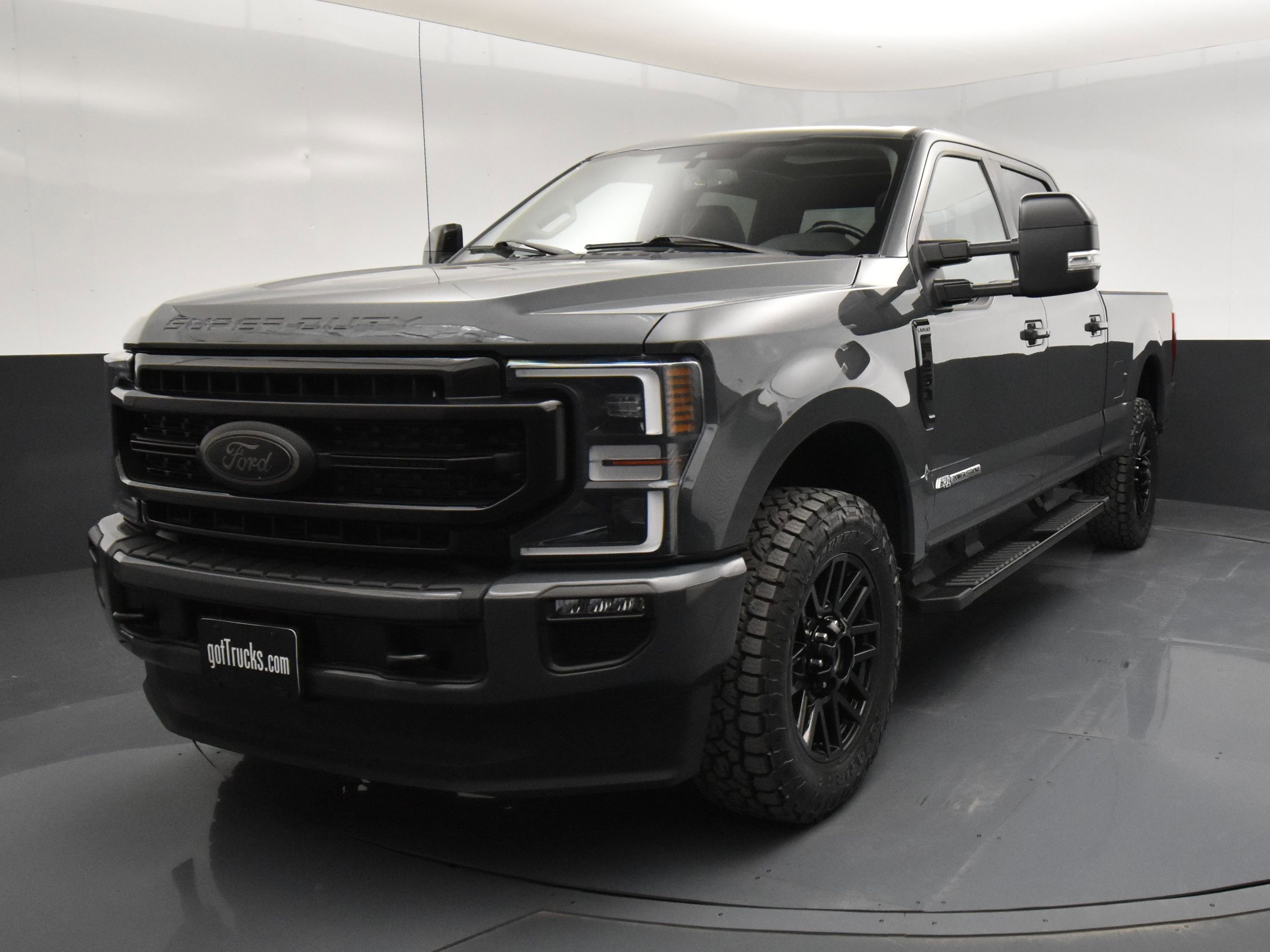 Used 2021 Ford F250 Lariat image 2
