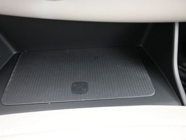 New 2026 Volvo XC90 B6 Ultra w/ Protection Package image 11