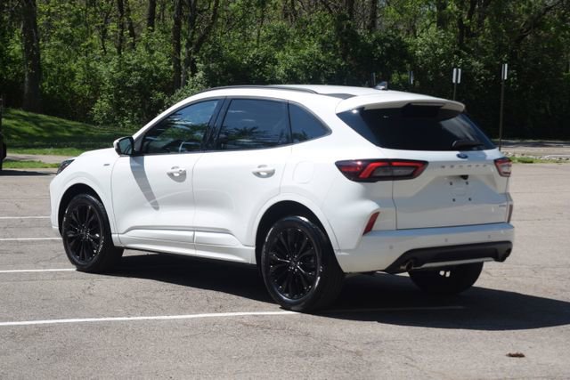 Used 2023 Ford Escape ST-Line Elite AWD/4WD image 23