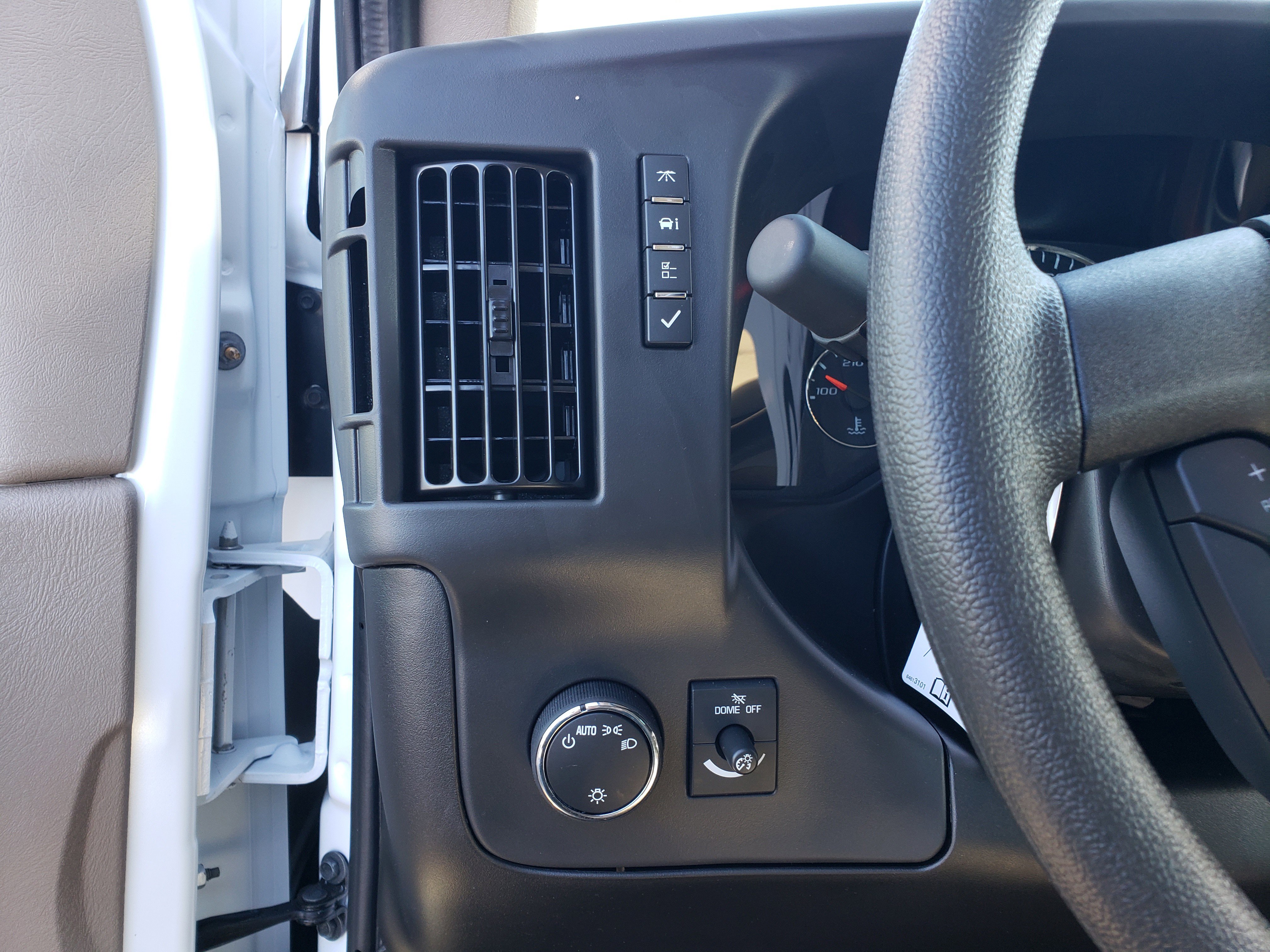 New 2025 Chevrolet Express 2500 w/ Driver Convenience Package image 18